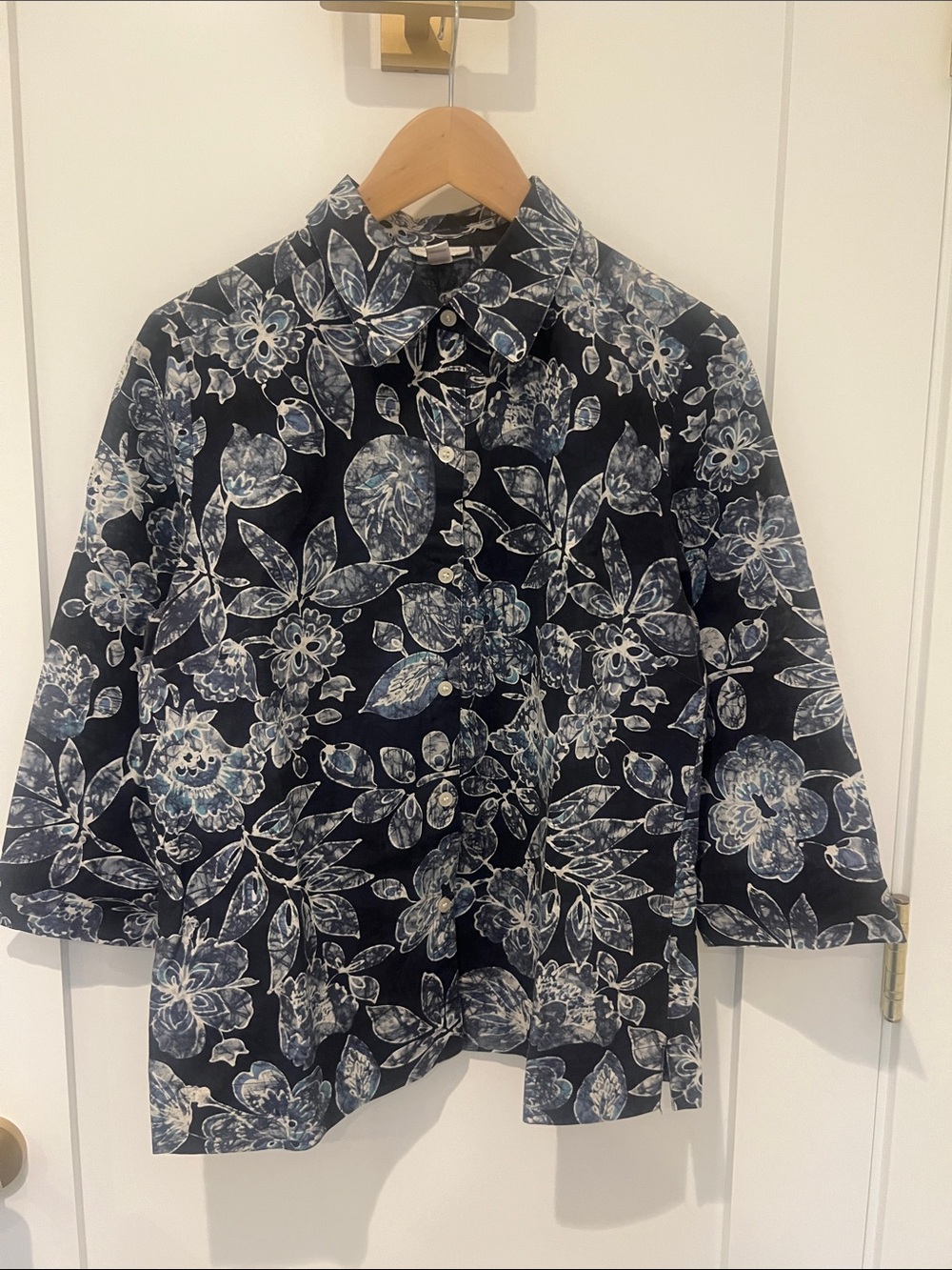 Charter Club Floral Button Down Shirt Blue White Size 10